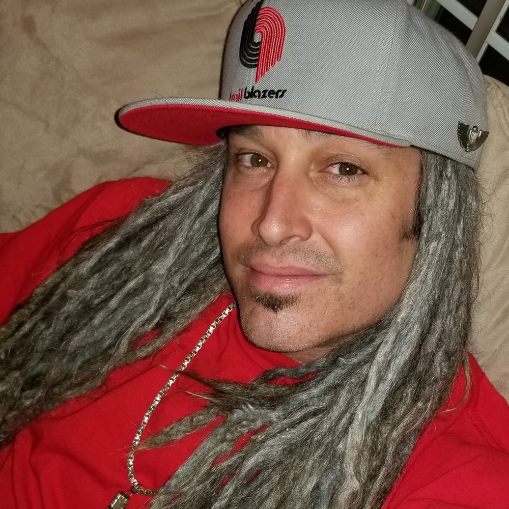 Meet your Posher, Skyler